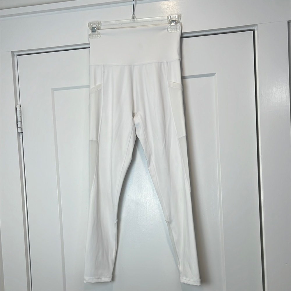 aerie White High-Waisted Leggings with Side Pockets
